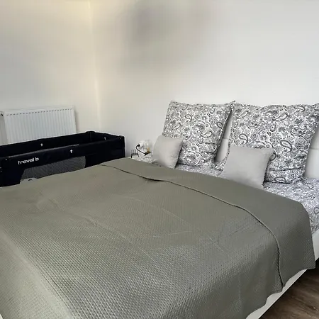 Schwaebische Alb Baeuerles Baerbel Heroldstatt